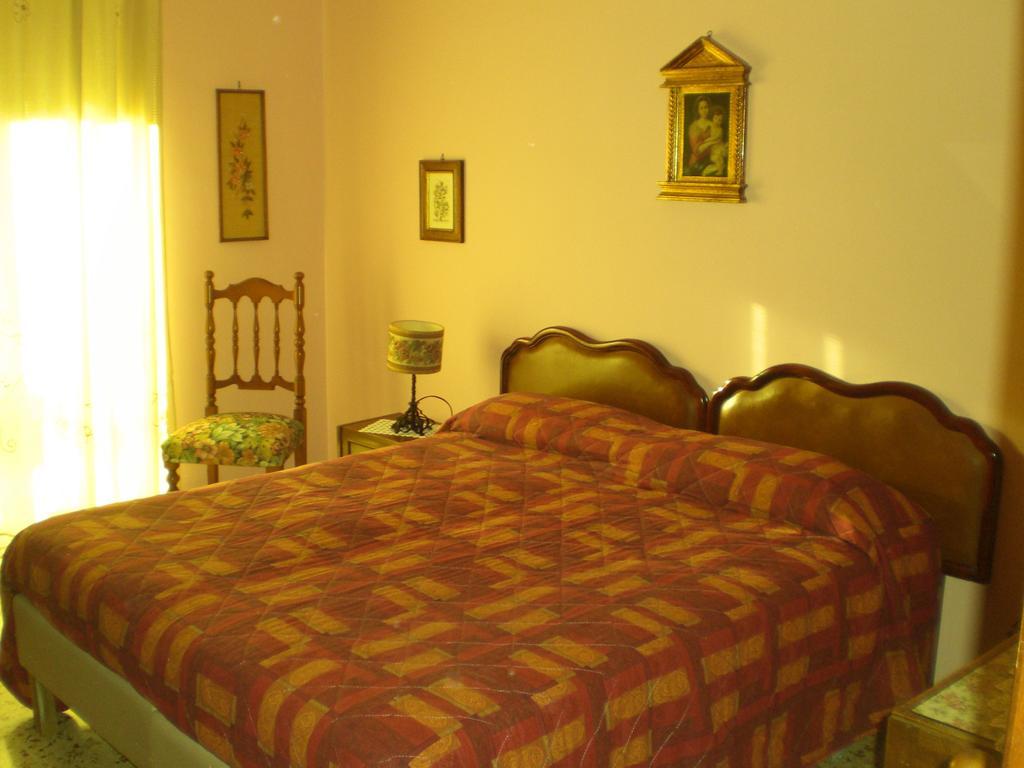Theokles Apartment Taormina Eksteriør billede