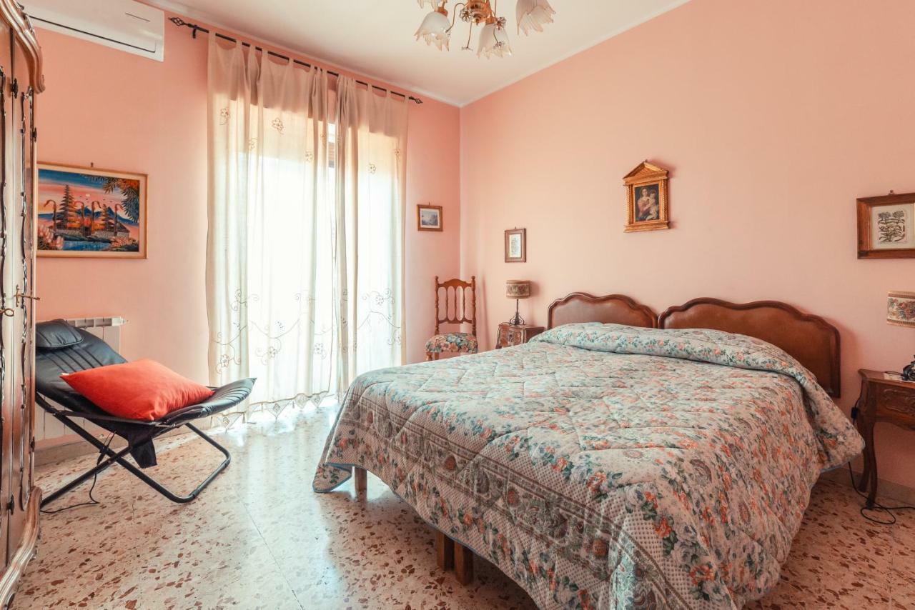 Theokles Apartment Taormina Eksteriør billede