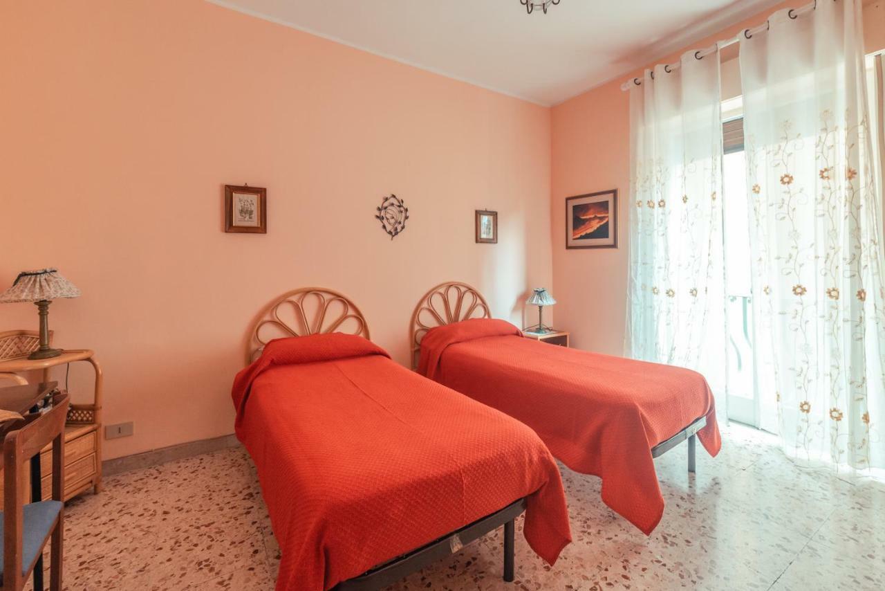 Theokles Apartment Taormina Eksteriør billede